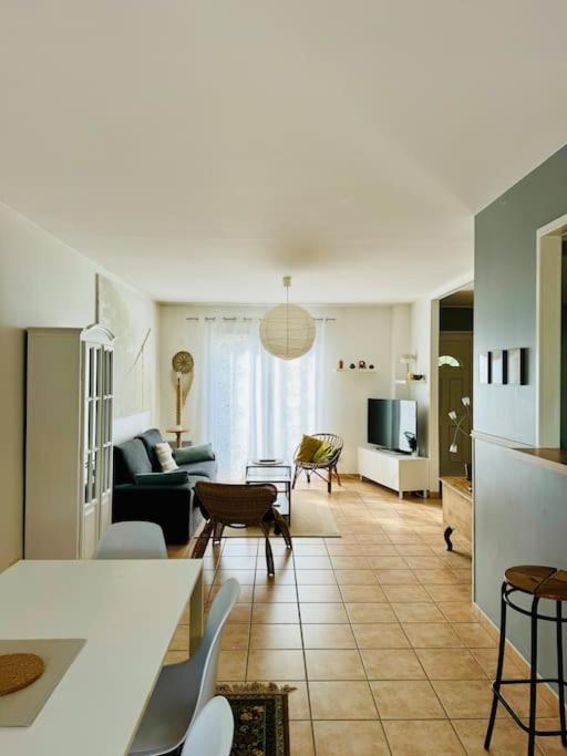Le Bon Compromis Villa Poitiers Exterior photo